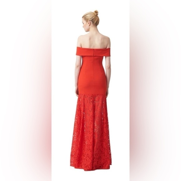Aijek Red GODIVA SWEETHEART Off the shoulder LACE MAXI DRESS sz 2 - Picture 4 of 8